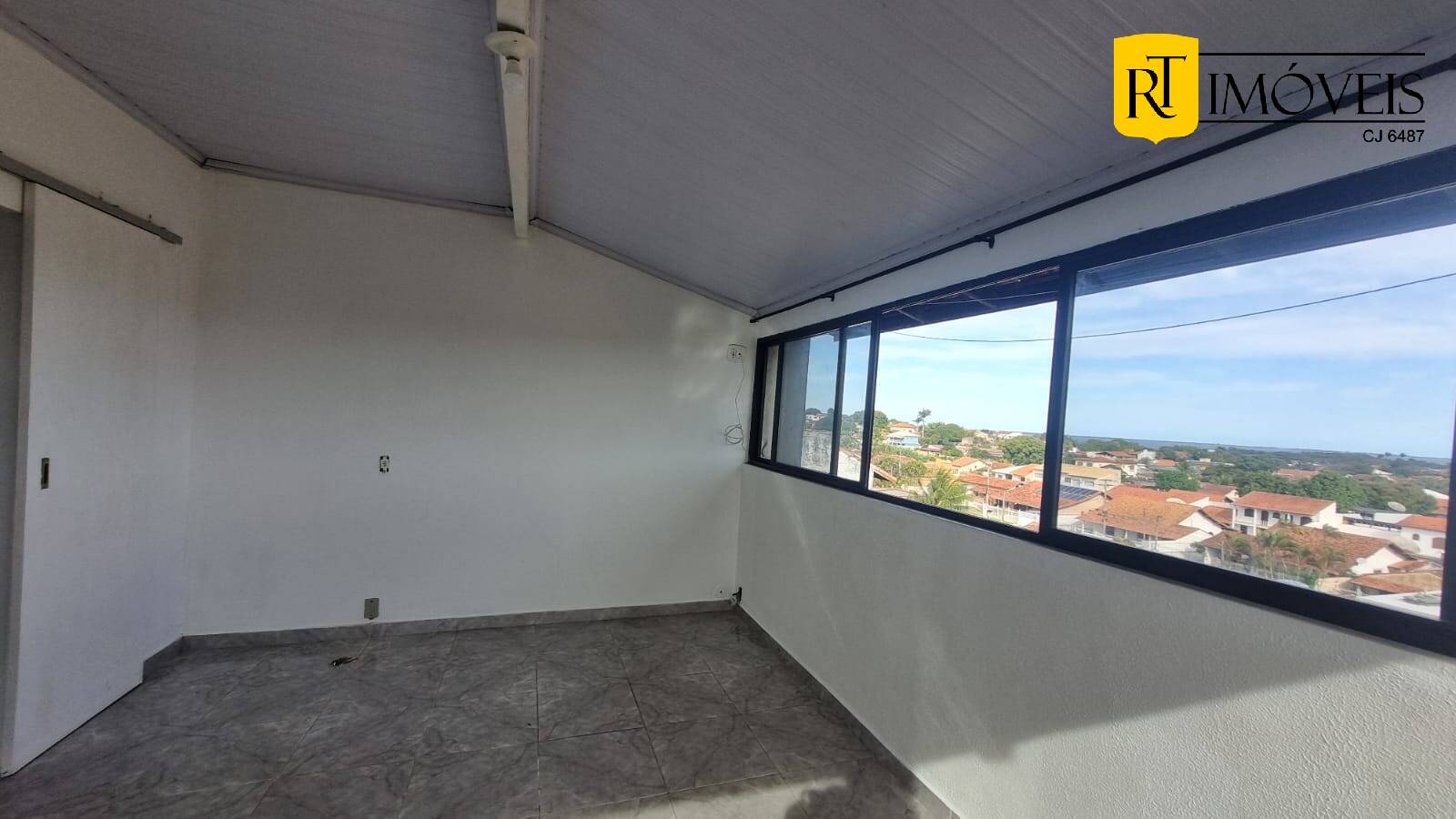 Apartamento à venda com 3 quartos, 217m² - Foto 30