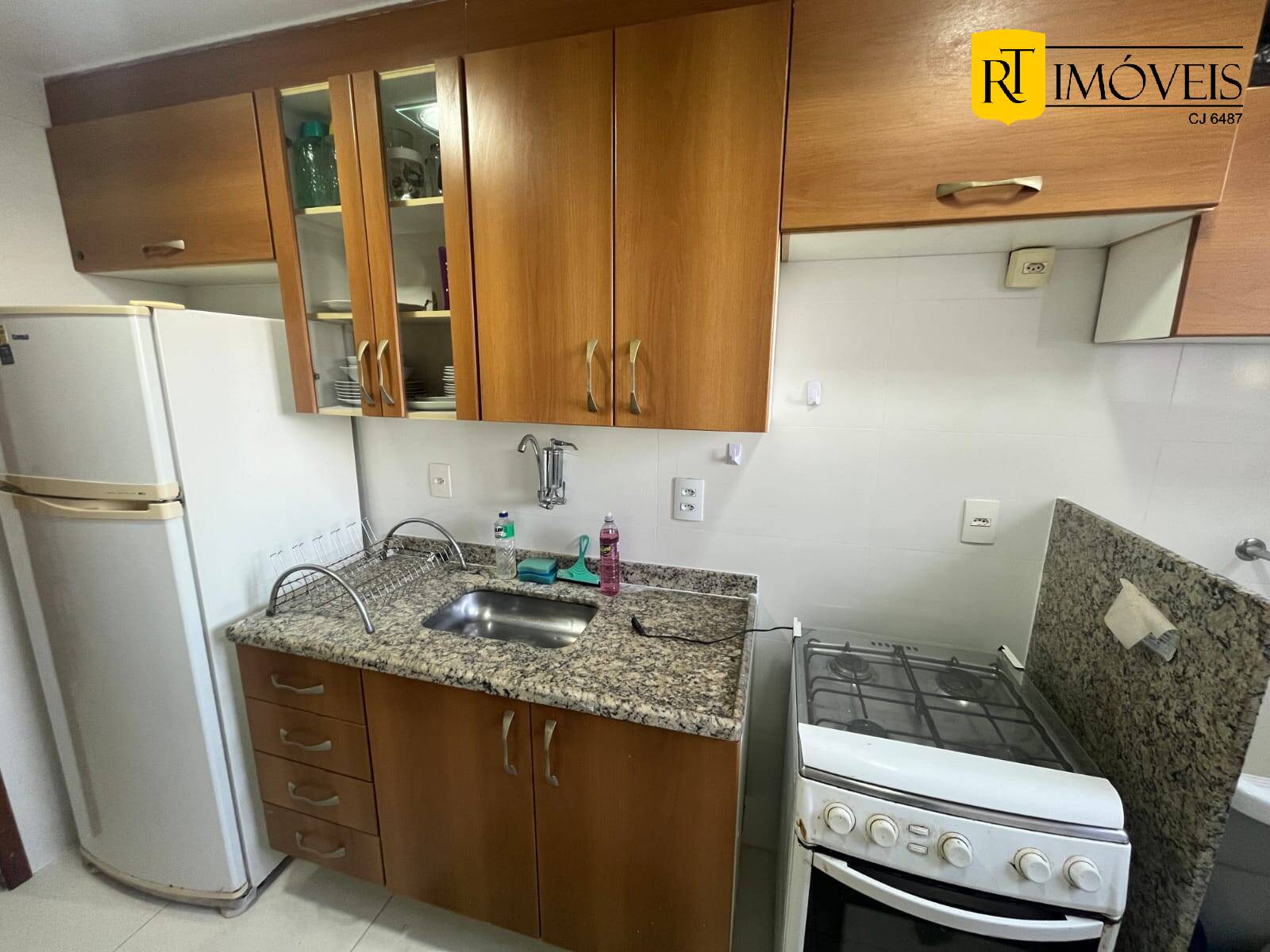 Apartamento para alugar com 2 quartos, 76m² - Foto 7
