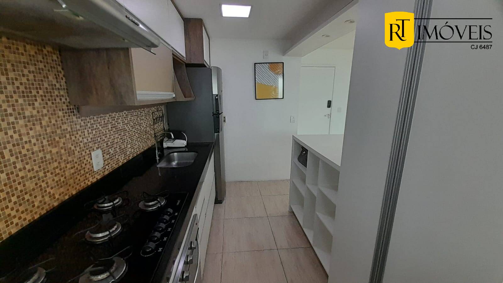 Apartamento para alugar com 2 quartos, 75m² - Foto 28