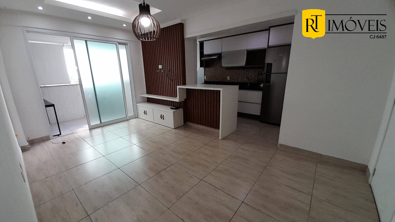 Apartamento para alugar com 2 quartos, 75m² - Foto 32