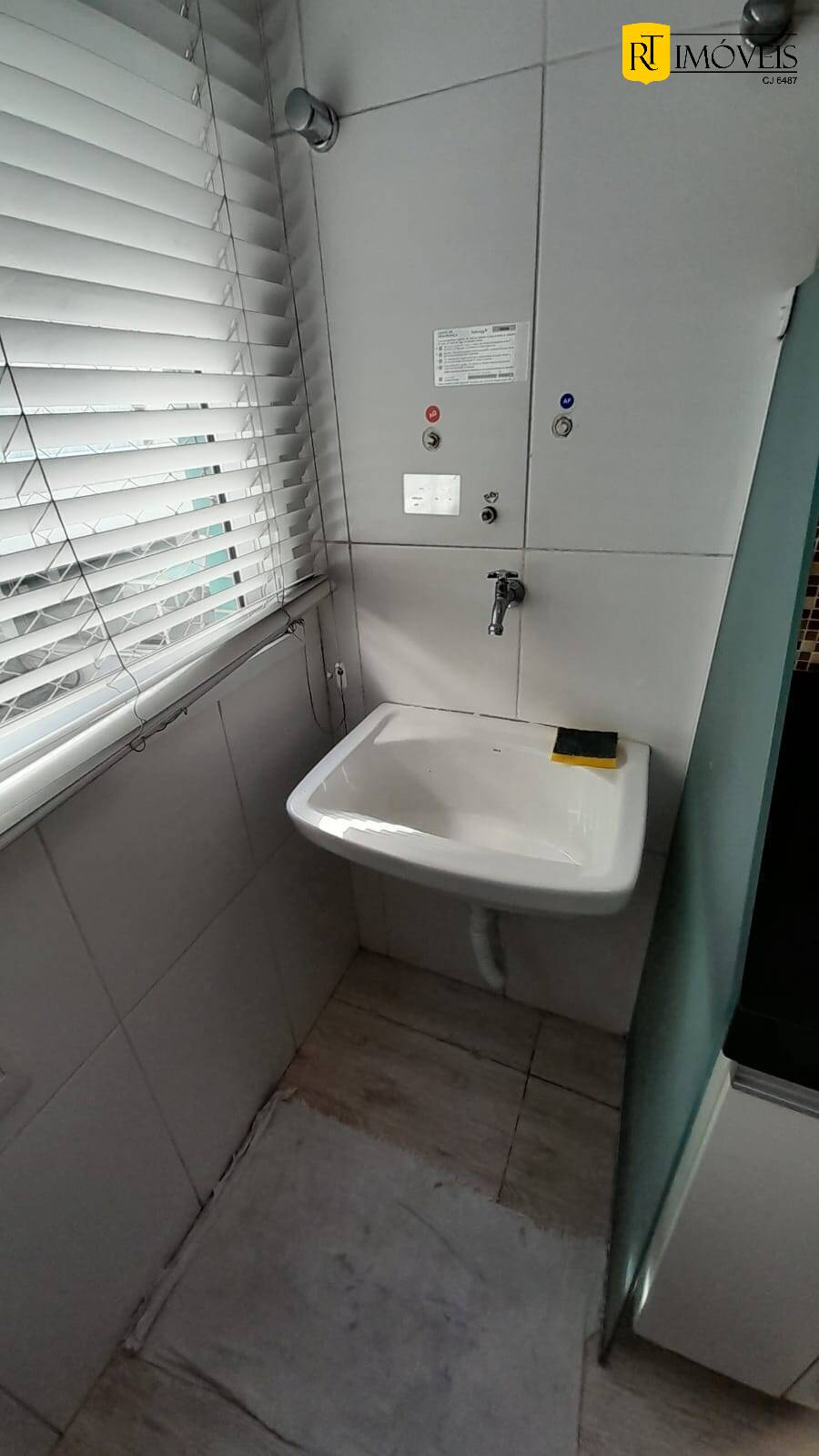 Apartamento para alugar com 2 quartos, 75m² - Foto 36