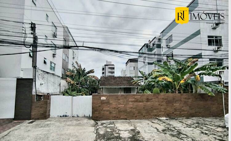 Casa à venda com 3 quartos, 88m² - Foto 2