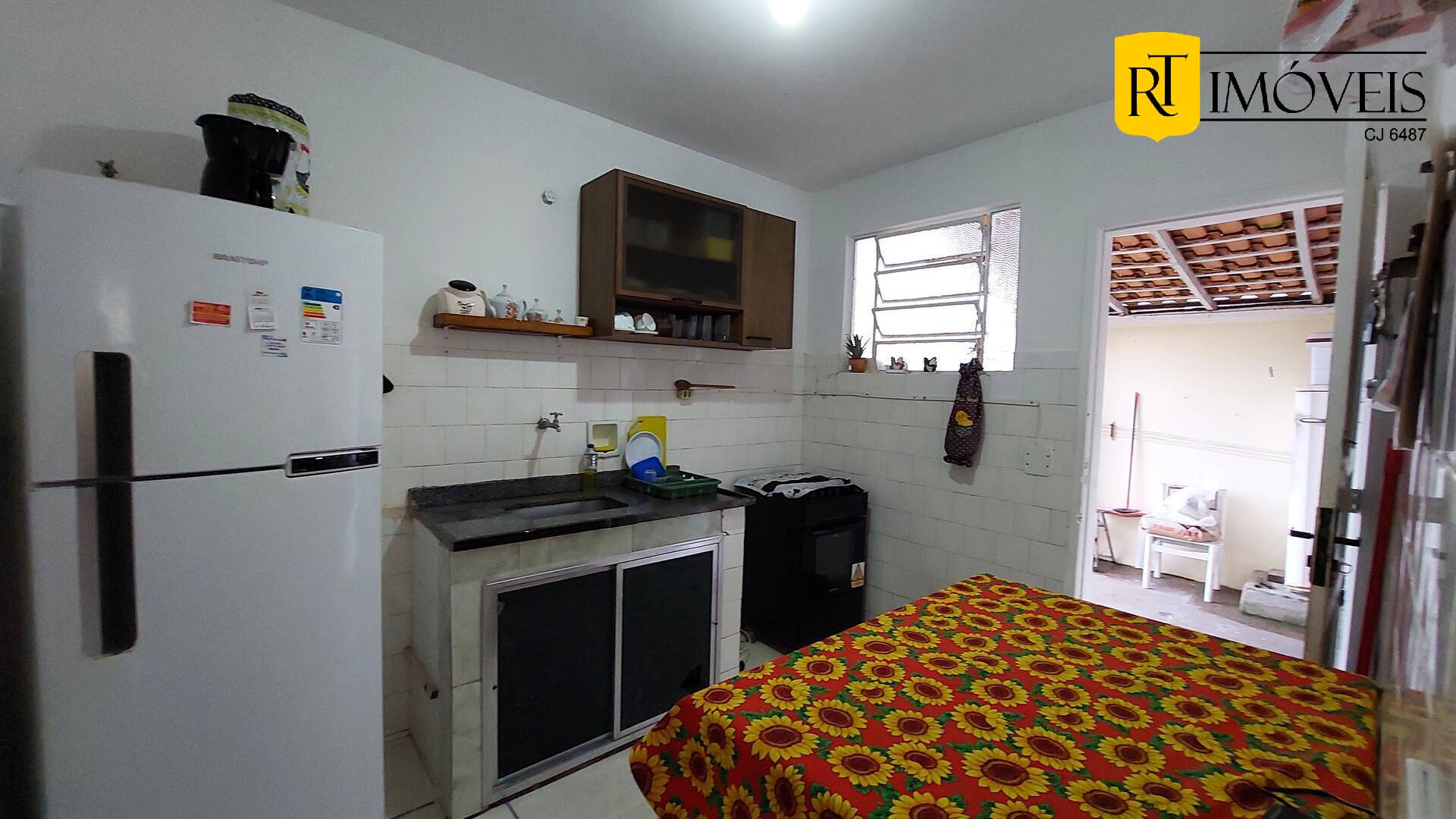 Casa à venda com 3 quartos, 88m² - Foto 5