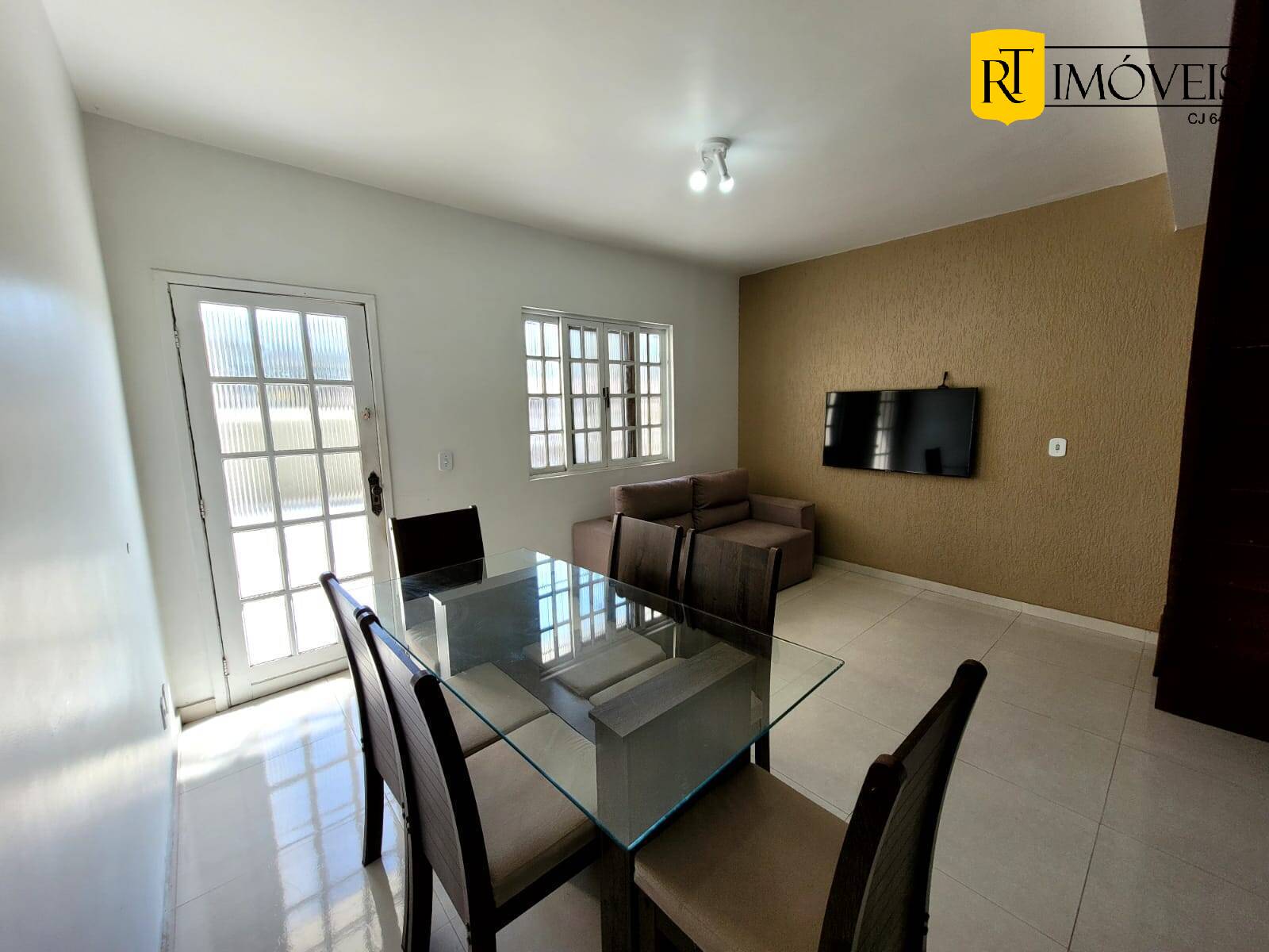 Casa à venda com 2 quartos, 75m² - Foto 10