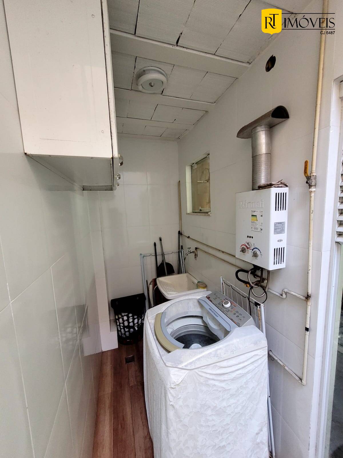 Casa à venda com 2 quartos, 75m² - Foto 18