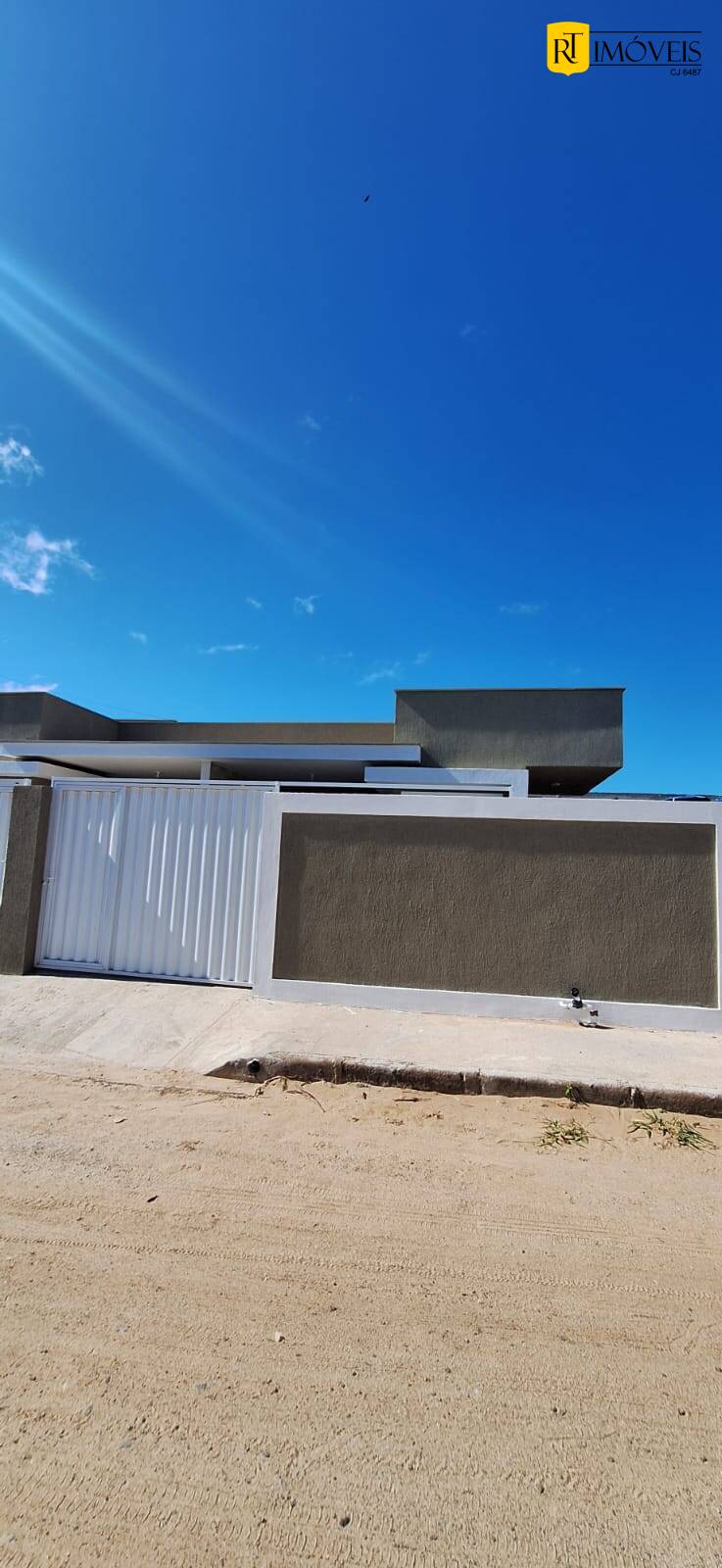 Casa, 2 quartos, 180 m² - Foto 1