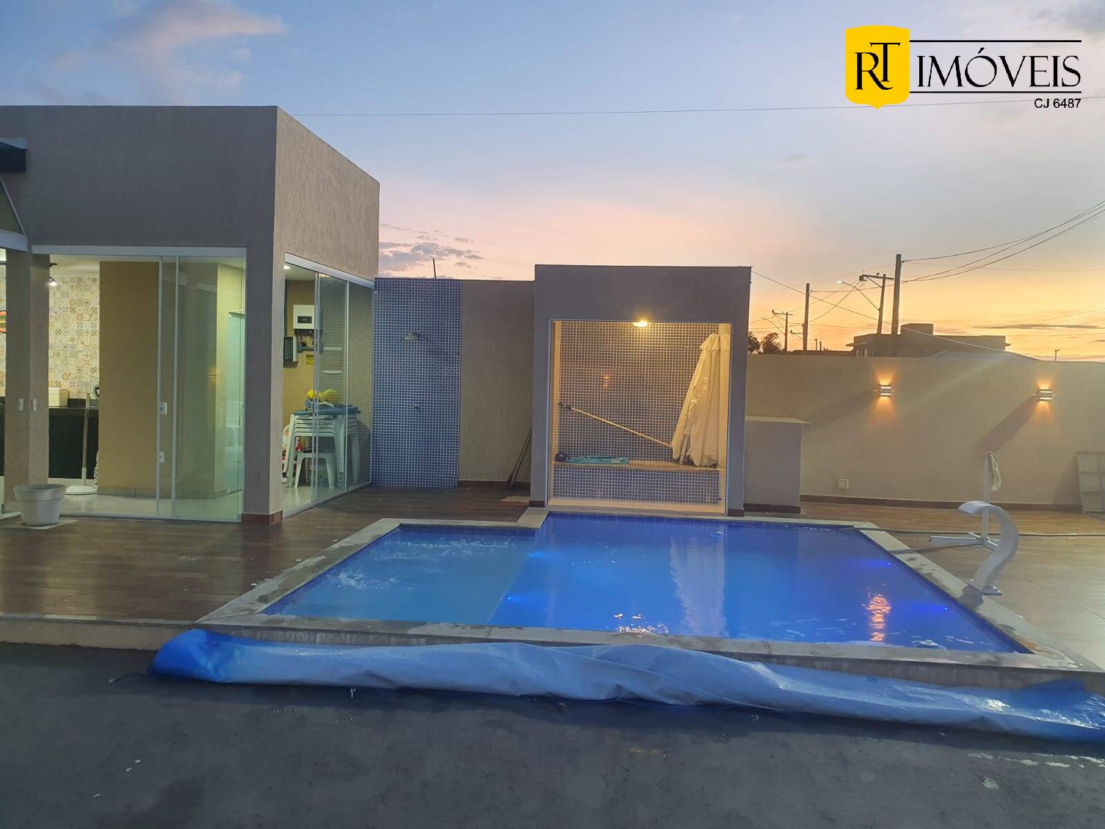 Casa à venda com 3 quartos, 180m² - Foto 7