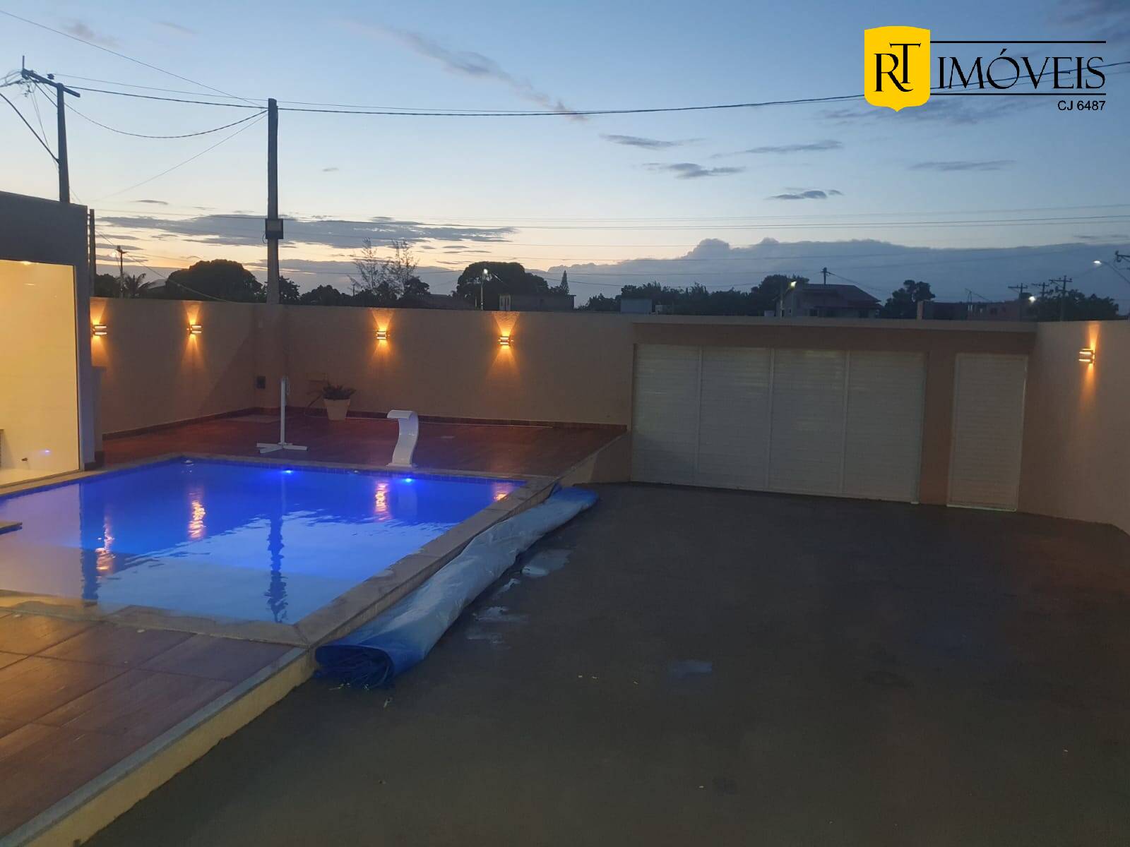 Casa à venda com 3 quartos, 180m² - Foto 9
