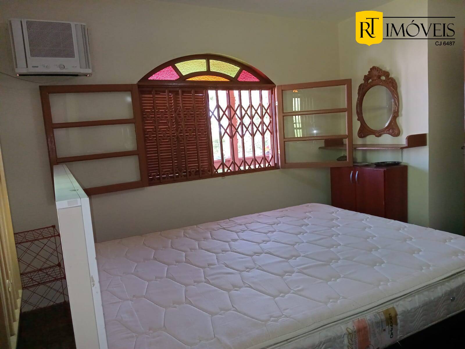 Casa, 6 quartos, 108 m² - Foto 4