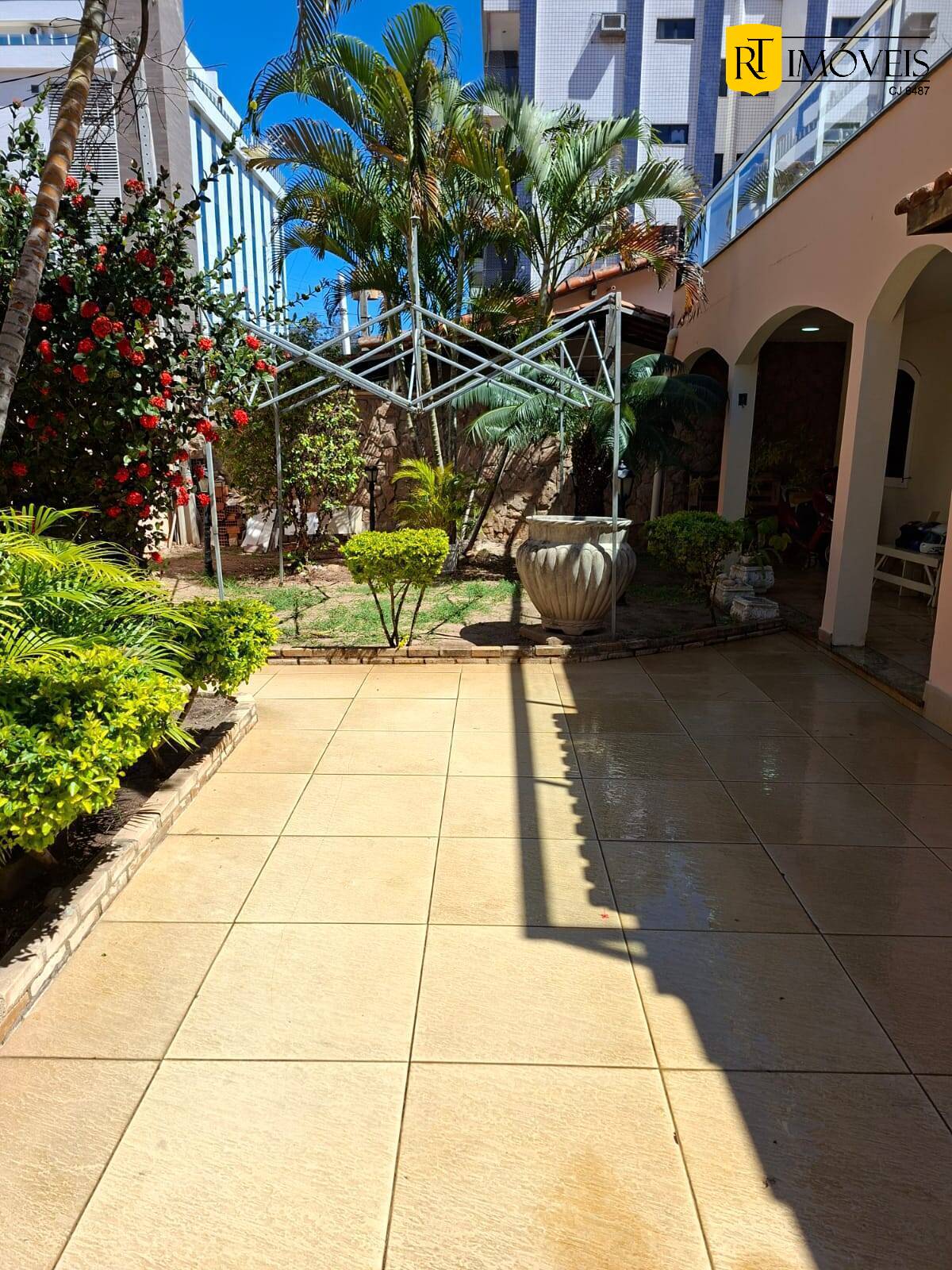 Casa, 5 quartos, 202 m² - Foto 3