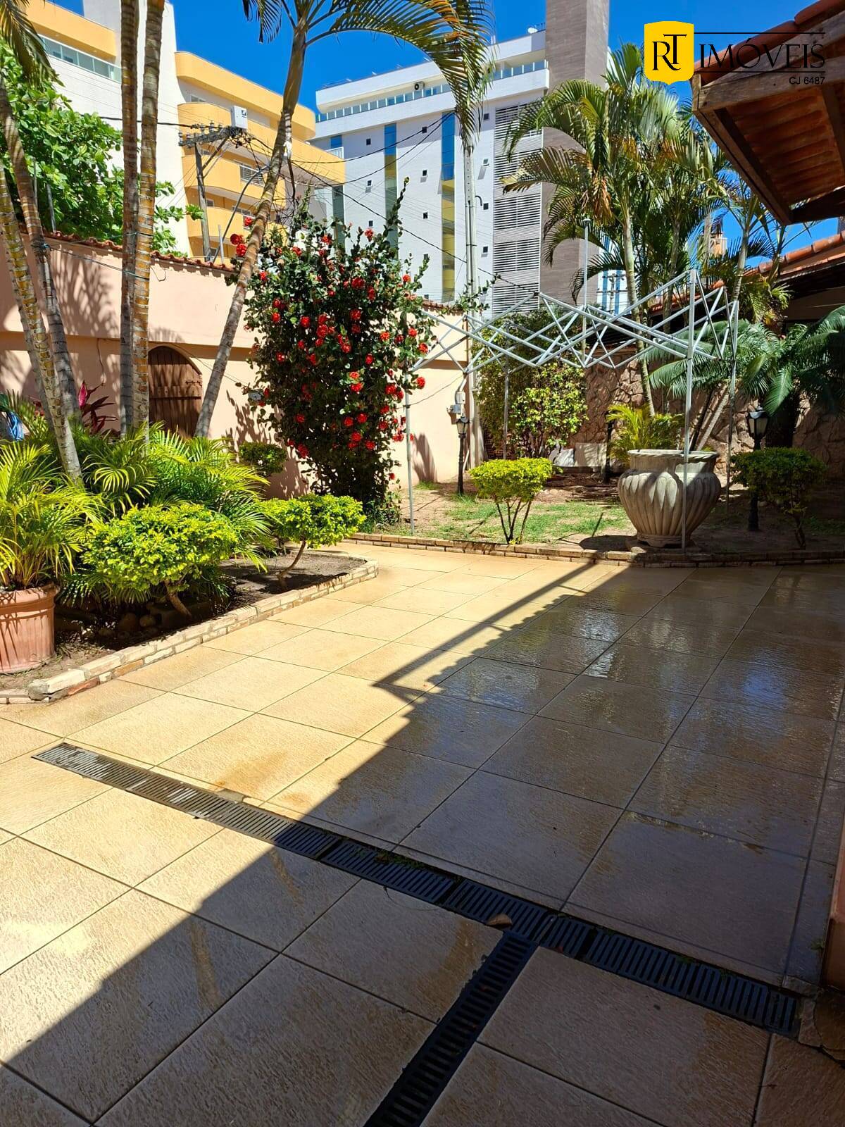 Casa, 5 quartos, 202 m² - Foto 4