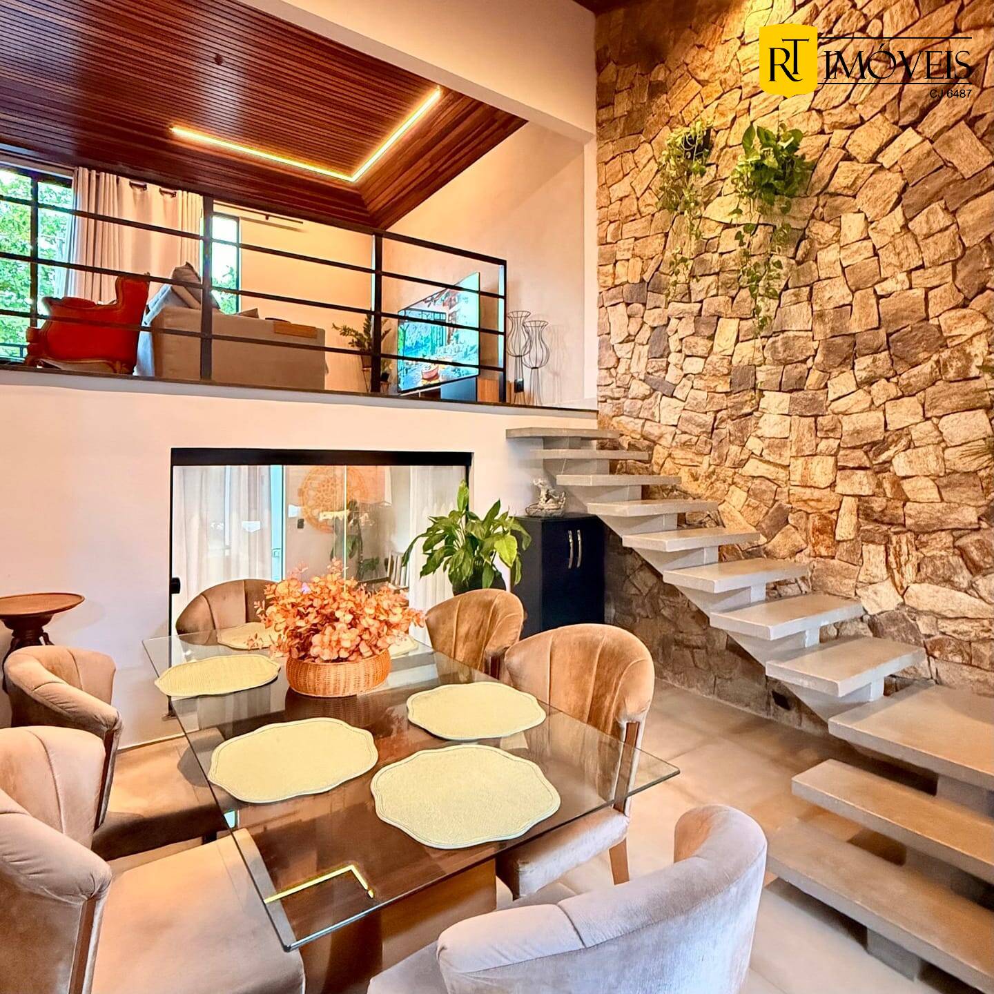 Casa, 3 quartos, 110 m² - Foto 1