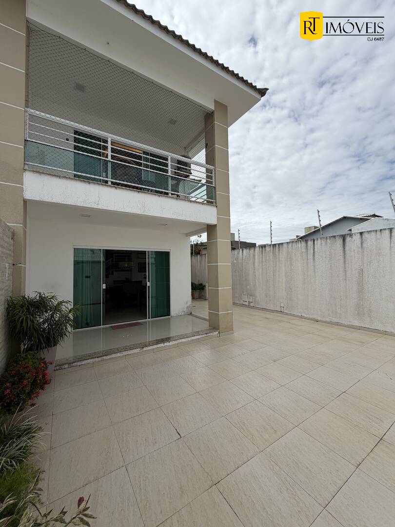 Casa, 3 quartos, 190 m² - Foto 2