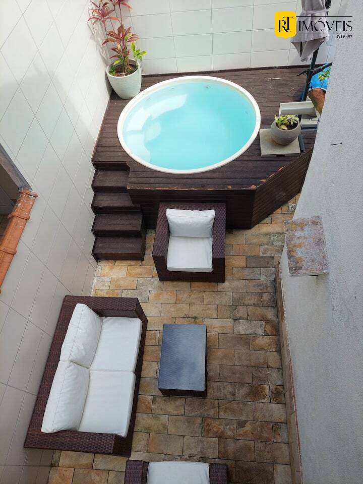 Casa, 3 quartos, 226 m² - Foto 2