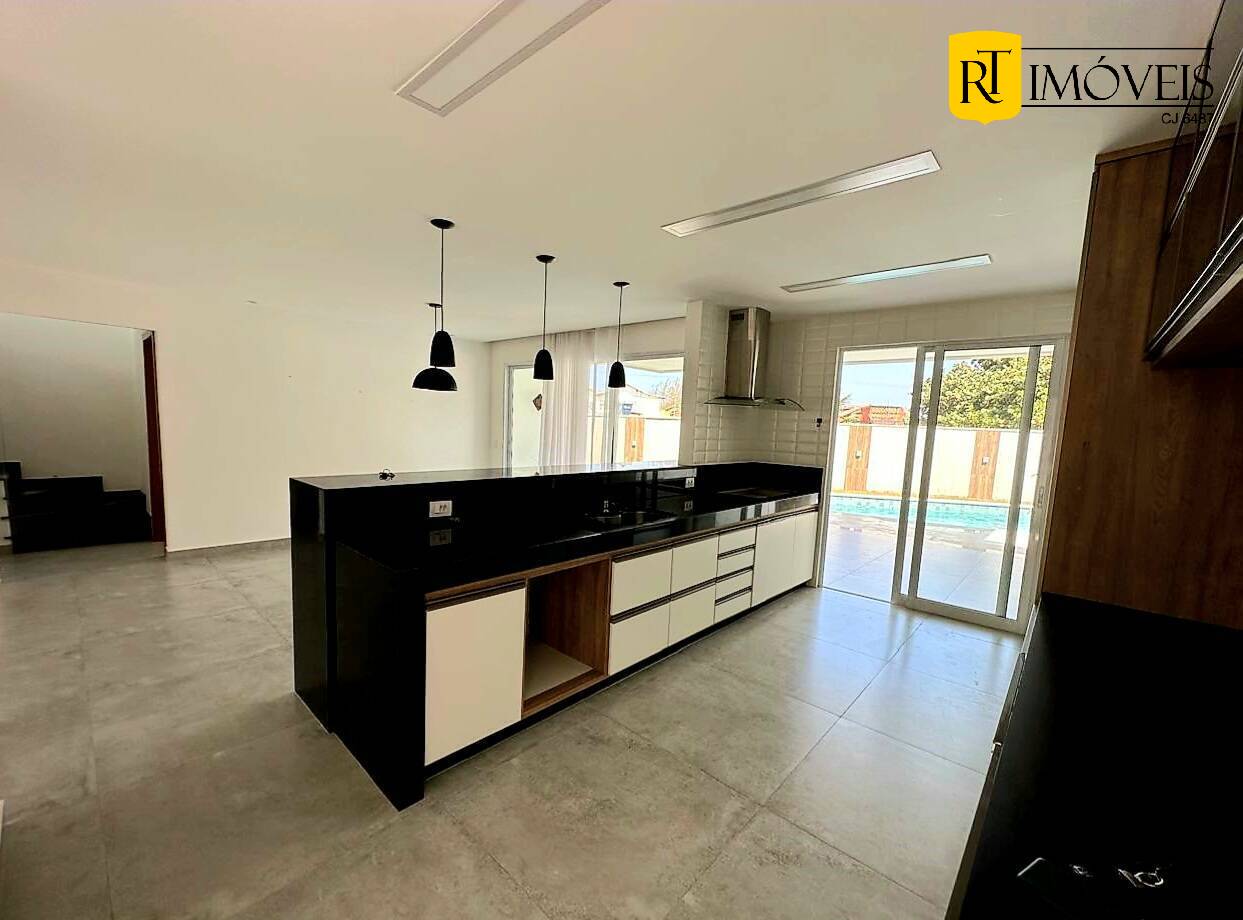 Casa, 4 quartos, 266 m² - Foto 9