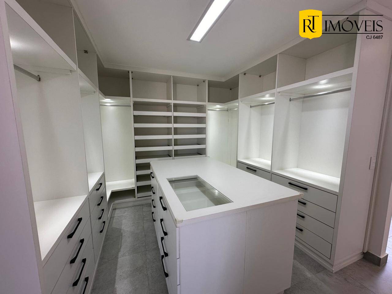 Casa, 4 quartos, 266 m² - Foto 22