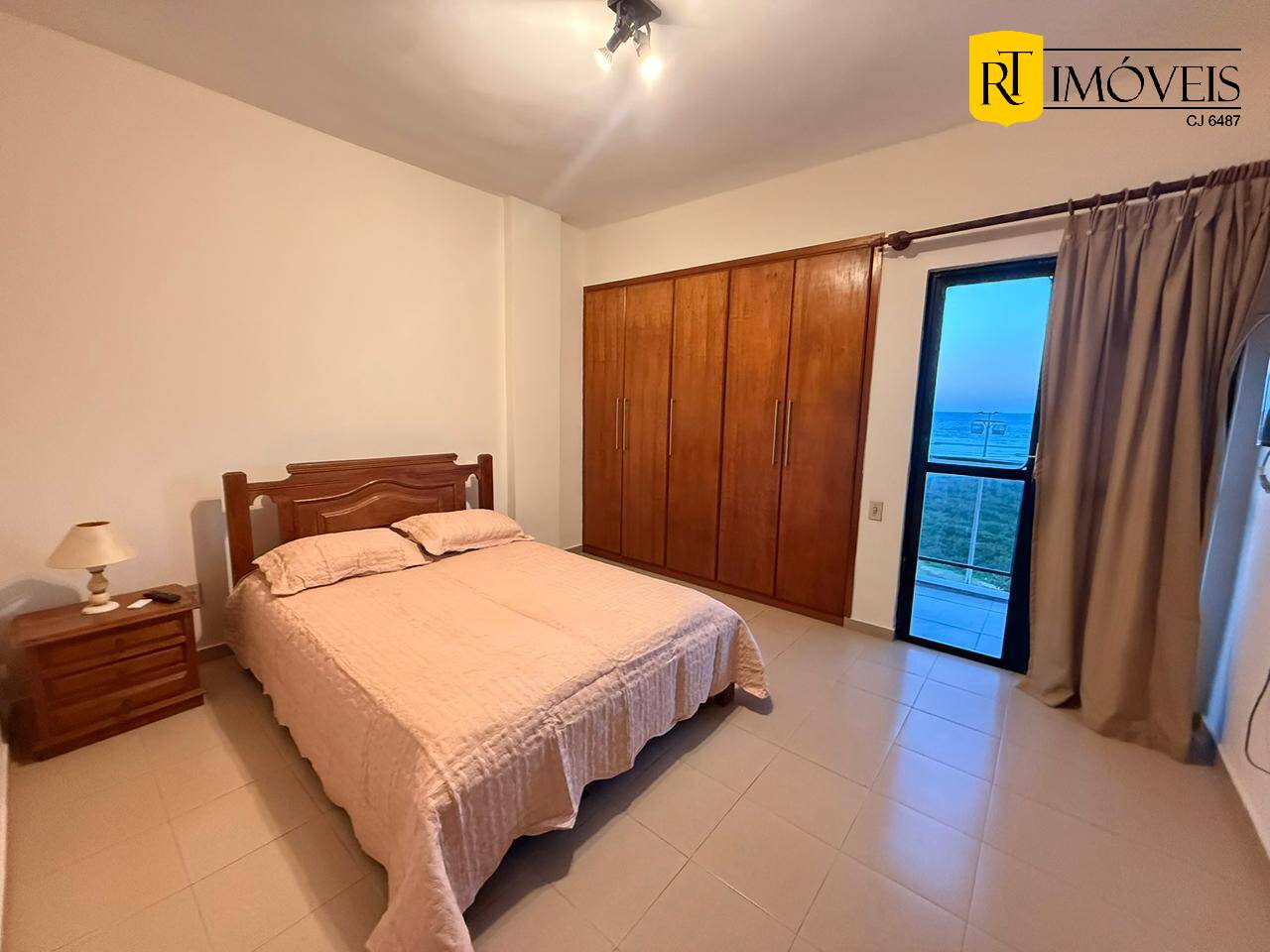 Apartamento, 3 quartos, 124 m² - Foto 2