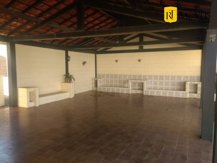 Casa à venda com 4 quartos, 340m² - Foto 4