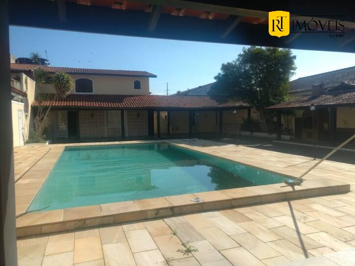 Casa à venda com 4 quartos, 340m² - Foto 26
