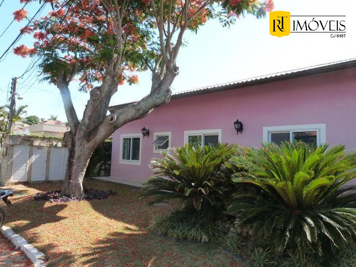 Casa de Condomínio para alugar com 7 quartos, 600m² - Foto 10
