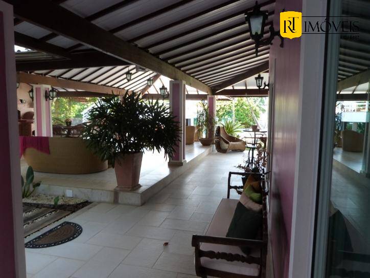 Casa de Condomínio para alugar com 7 quartos, 600m² - Foto 12