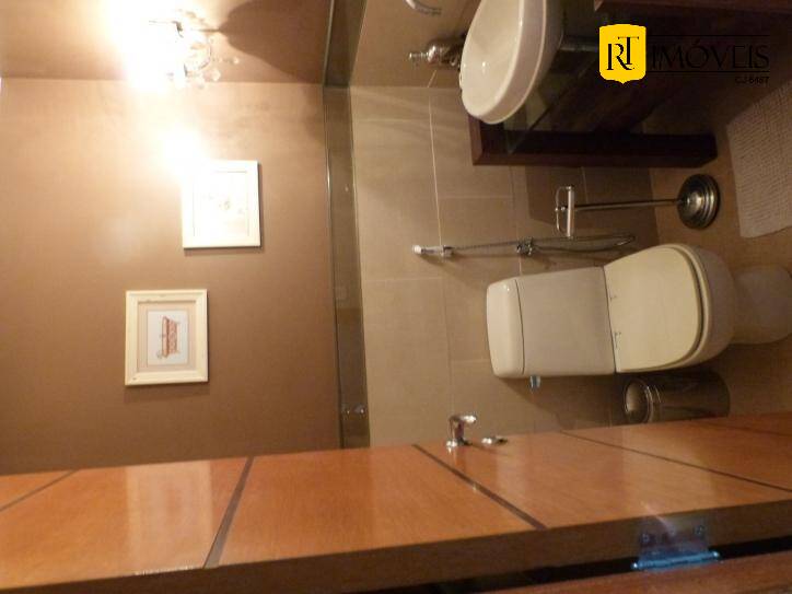 Casa de Condomínio para alugar com 7 quartos, 600m² - Foto 20