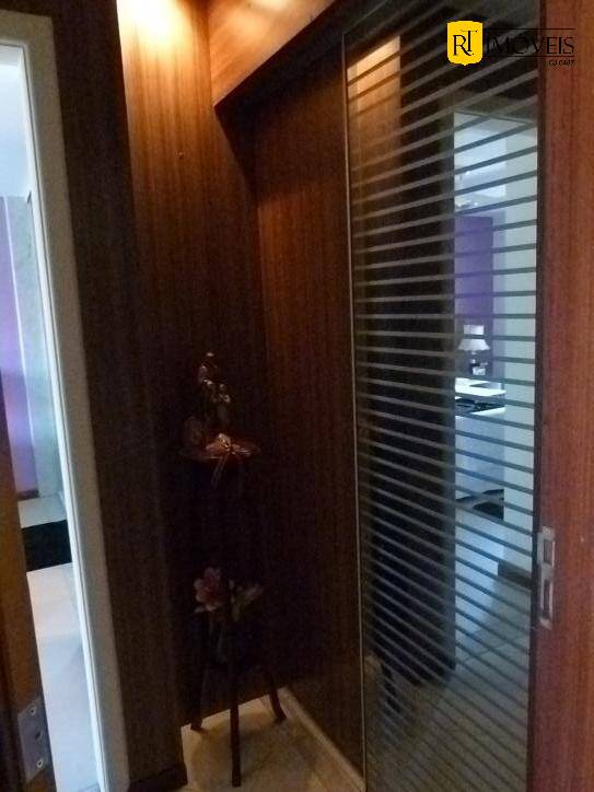 Casa de Condomínio para alugar com 7 quartos, 600m² - Foto 32