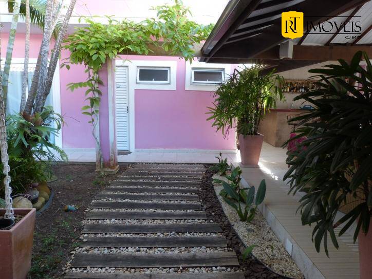 Casa de Condomínio para alugar com 7 quartos, 600m² - Foto 49
