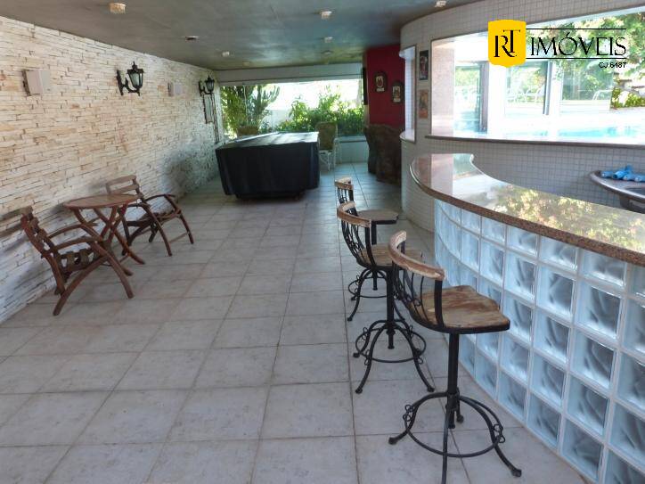 Casa de Condomínio para alugar com 7 quartos, 600m² - Foto 55